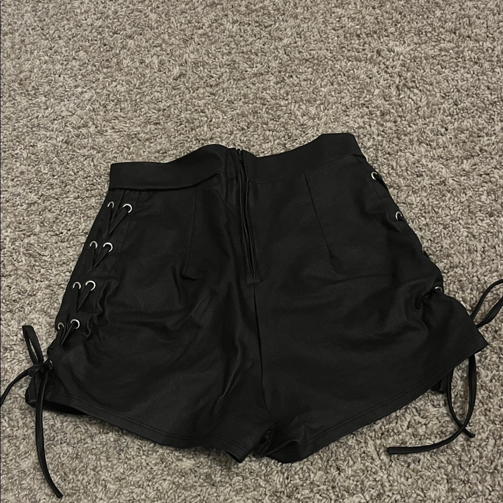 Windsor Black High Waist Lace-Up Side Shorts - Picture 3 of 4